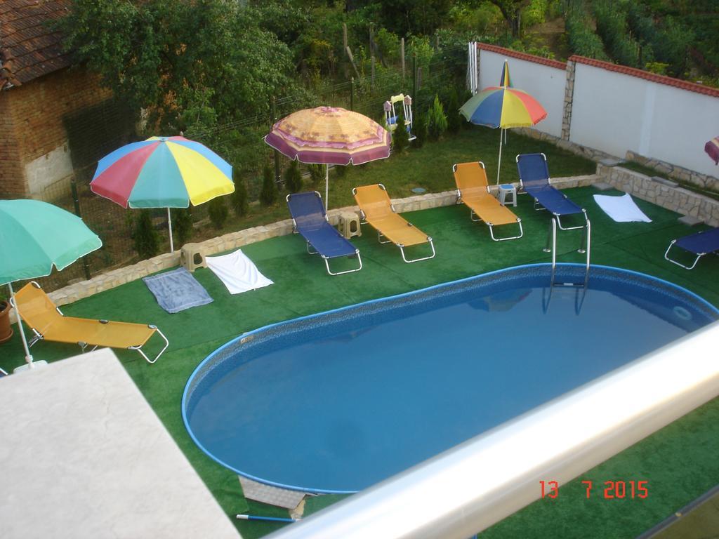 Guest House Camellia Berkovitsa Extérieur photo