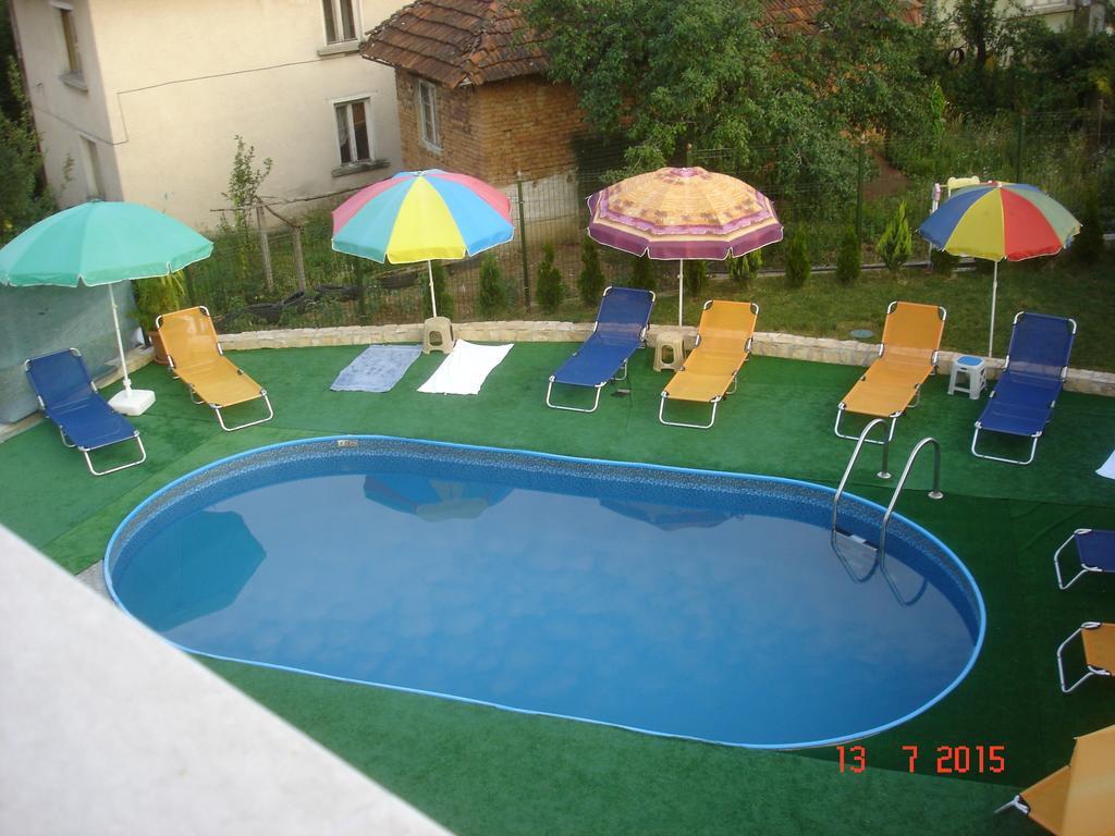 Guest House Camellia Berkovitsa Extérieur photo