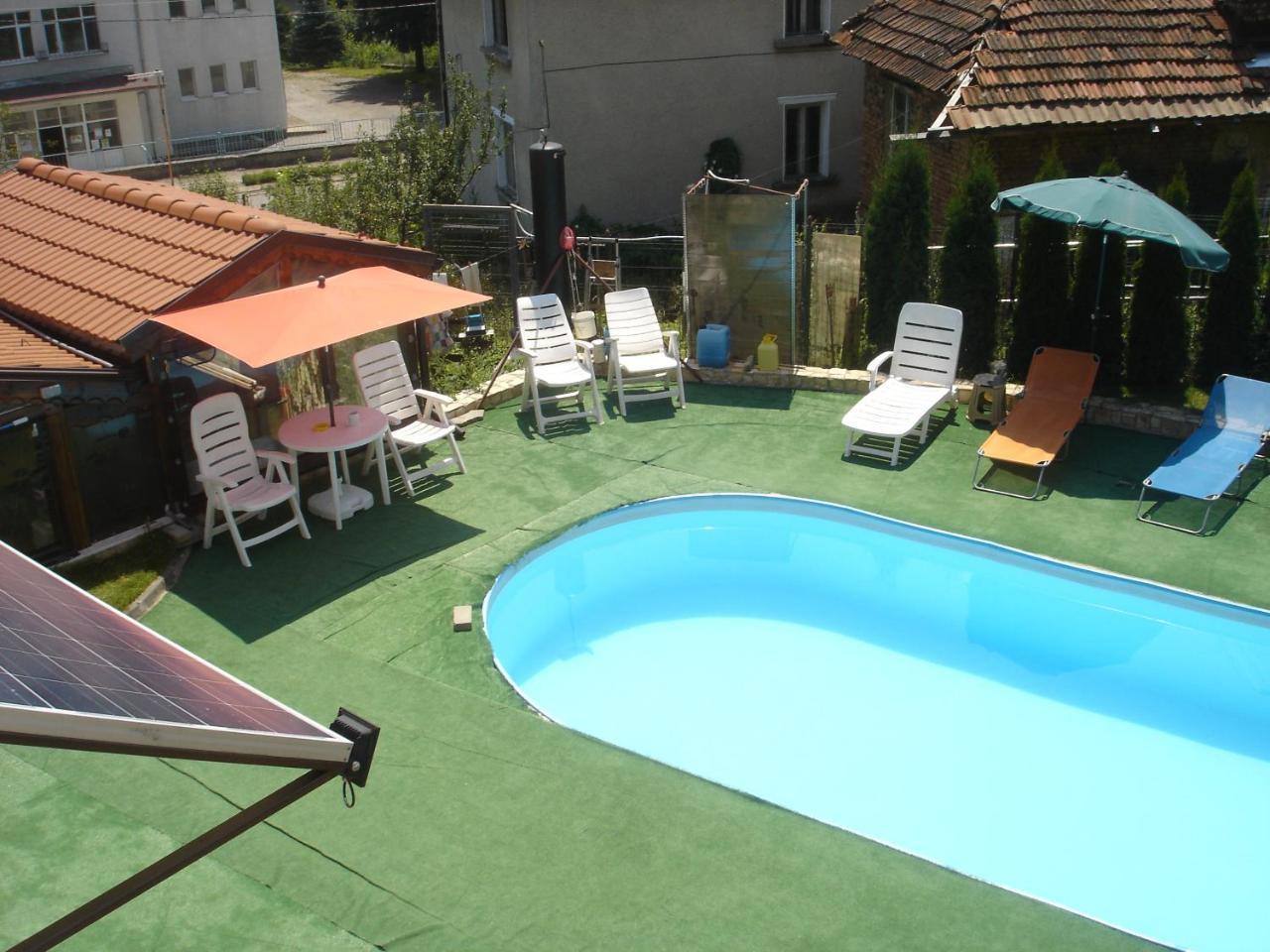 Guest House Camellia Berkovitsa Extérieur photo